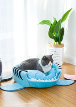Load image into Gallery viewer, Cute Dual-Purpose Small Dogs/ Cats Shark Bed