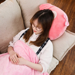 Removing the blanket from the cute owl plushie, you can now use it's body as a pillow!