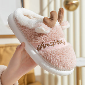 Cute and cozy Christmas home shoe/slippers gifts under £30